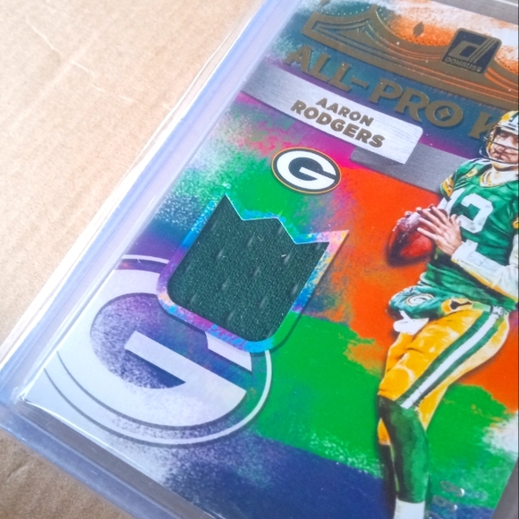 🏈🏆Aaron Rodgers "All Pro Kings 052/299 Patch" Insert Card🏆🏈 - Picture 3 of 6